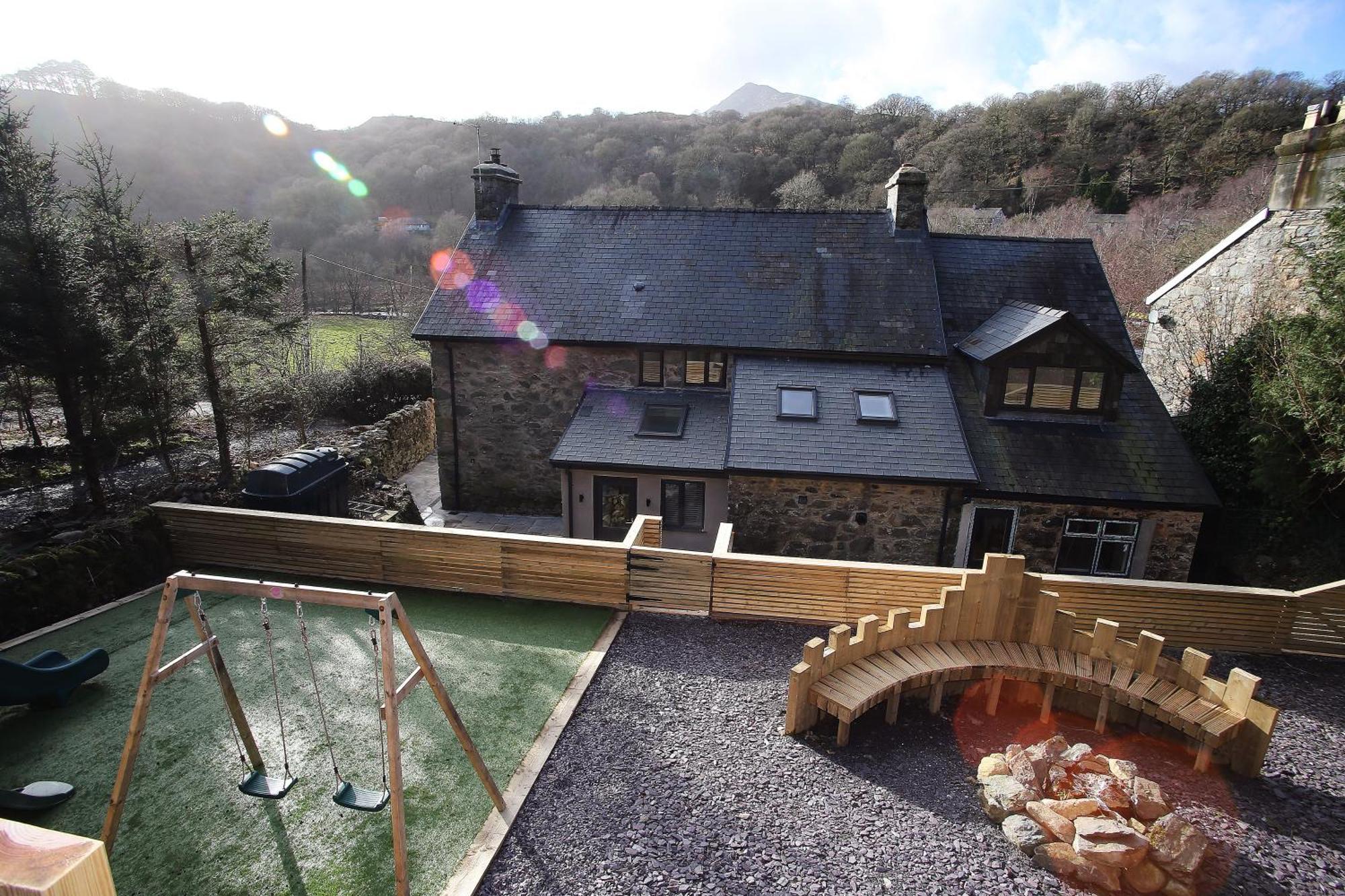 Bryn Glo Villa Capel Curig Eksteriør bilde